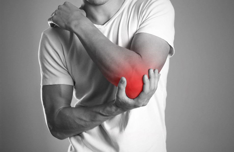 آرنج تنیس‌ بازان چیست؟ علائم، علل و درمان علمی درد آرنج خارجی