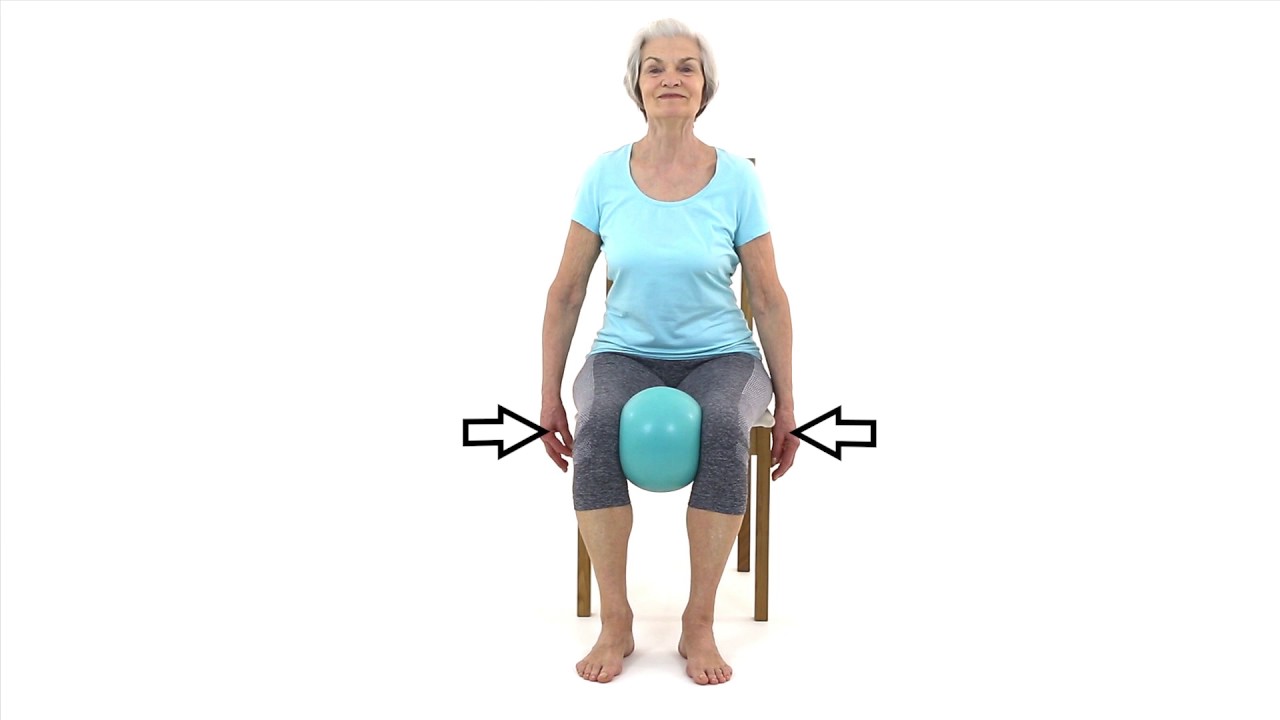 فشار به توپ نرم با زانو