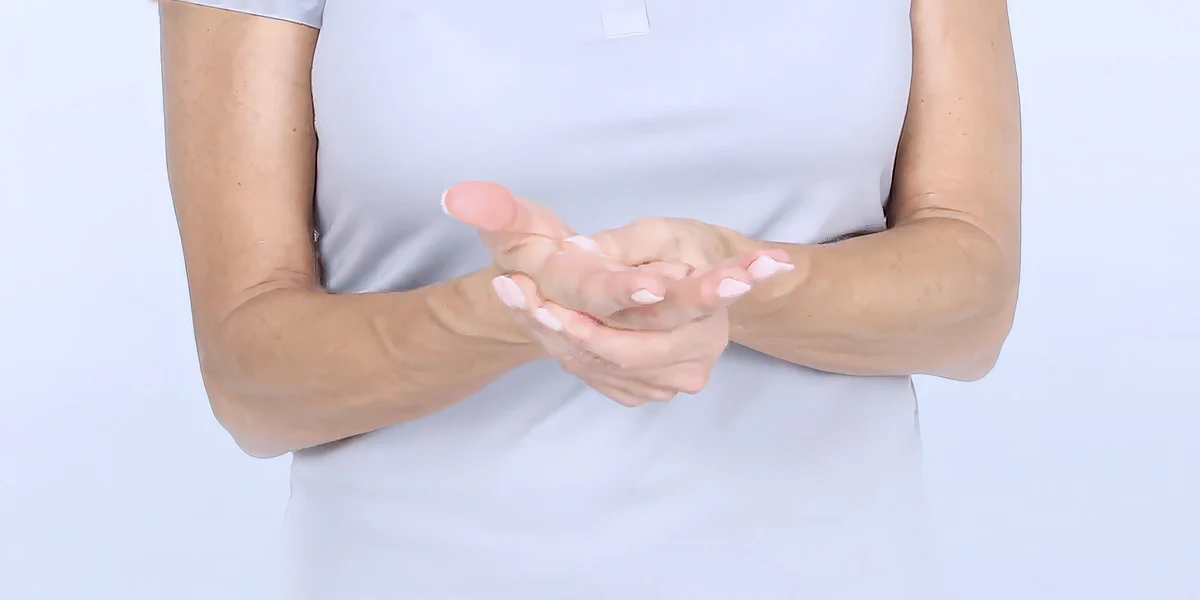 ماساژ و گرما دهی قبل از تمرین