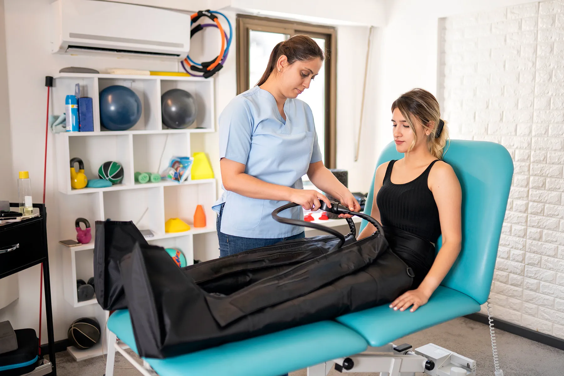 تفاوت وازو کامپرشن با کامپرشن تراپی