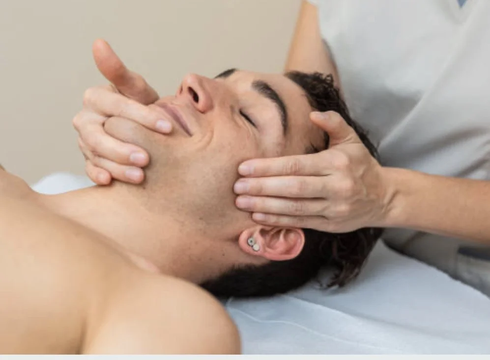 فیزیوتراپی فک و صورت