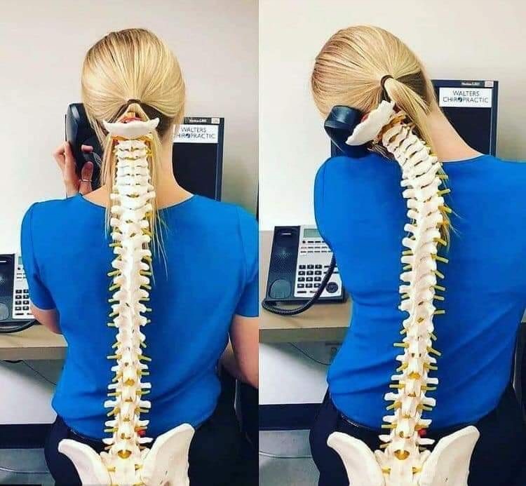 نگه‌ داشتن گوشی تلفن با شانه+ کمردرد