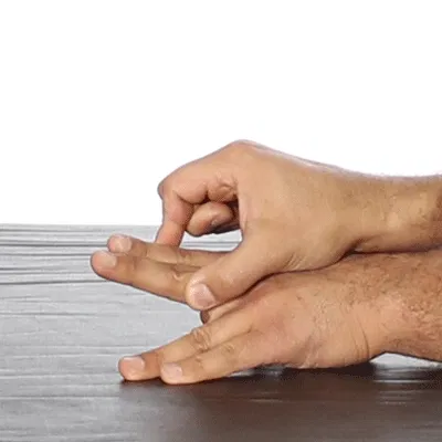 فیزیوتراپی در منزل در درمان درد انگشت دست