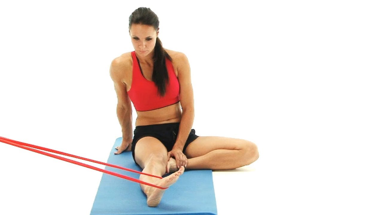 تقویت عضلات پا با باند کششی