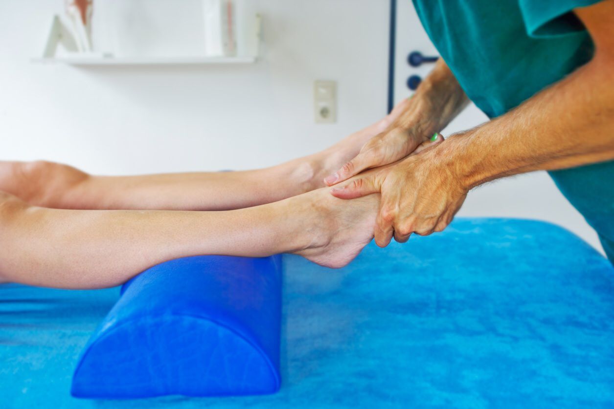 نرمش‌ های پس از باز کردن گچ پا