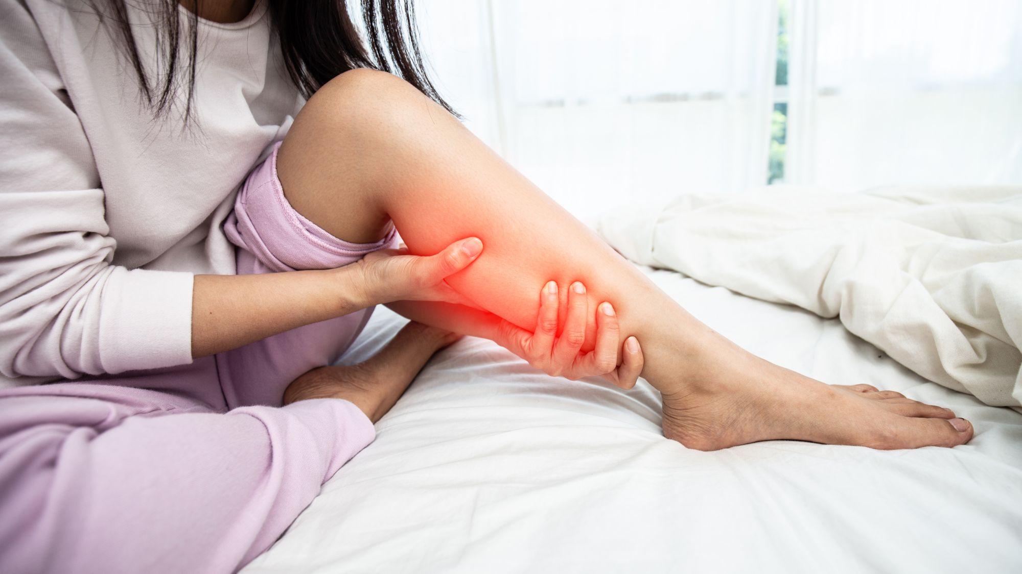 گرفتگی عضلات پا در خواب